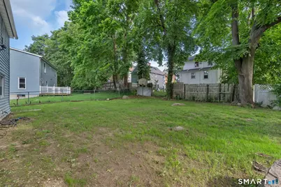 30 Crest Street, New London, CT 06320 - Photo 27