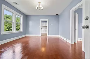 1105 N Main St, Waterbury, CT 06704 - Photo 5