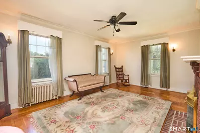 151 East Eaton Street, Bridgeport, CT 06604 - Photo 5