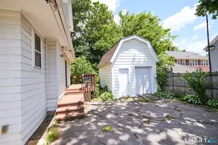 151 E Eaton St, Bridgeport, CT 06604 - Photo 35