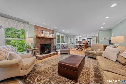 82 Beverly Drive, Avon, CT 06001 - Photo 9