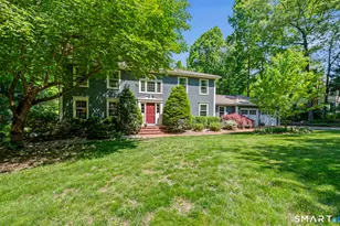 82 Beverly Dr, Avon, CT 06001 - Photo 3