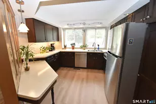 4 Wickham's Fancy, Canton, CT 06019 - Photo 9