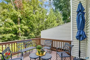 40 Ettl Ln, Greenwich, CT 06831 - Photo 15