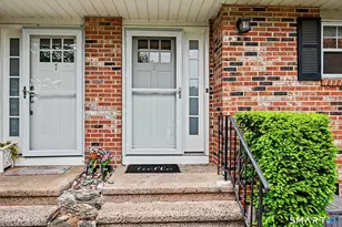 19 Colonial Rd, Stamford, CT 06906 - Photo 3