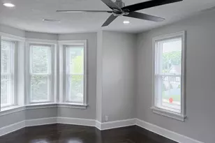 31 Atwater Ave, Derby, CT 06418 - Photo 3