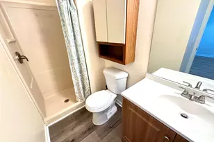 20 Oak Ridge Dr, Windsor Locks, CT 06096 - Photo 9