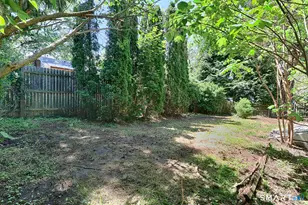 1099 Merritt St, Fairfield, CT 06825 - Photo 3