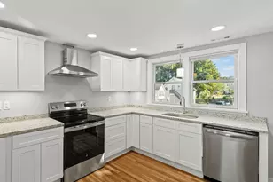 16 School St, New London, CT 06320 - Photo 11