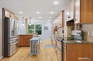 82 Old Post Rd, Clinton, CT 06413 - Photo 11