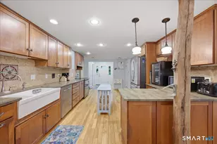 82 Old Post Rd, Clinton, CT 06413 - Photo 11