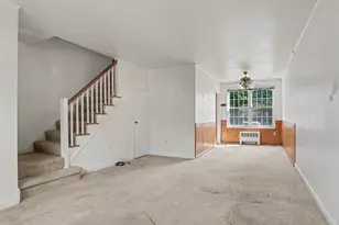 264 Texas Ave, Bridgeport, CT 06610 - Photo 3