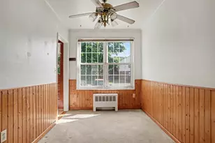 264 Texas Ave, Bridgeport, CT 06610 - Photo 5