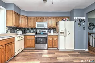 24 Warner Rd, North Haven, CT 06473 - Photo 13