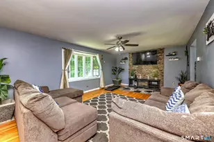 24 Warner Rd, North Haven, CT 06473 - Photo 5