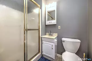 24 Warner Rd, North Haven, CT 06473 - Photo 21