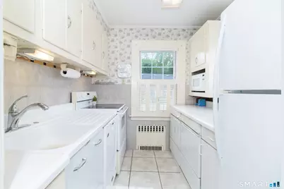 208 Boston Street, Guilford, CT 06437 - Photo 21