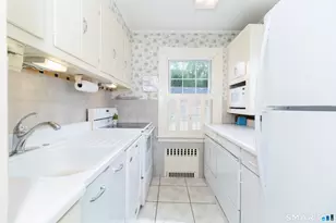208 Boston St, Guilford, CT 06437 - Photo 21