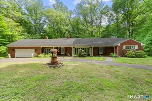 12 Jenick Ln, Woodbridge, CT 06525 - Photo 1