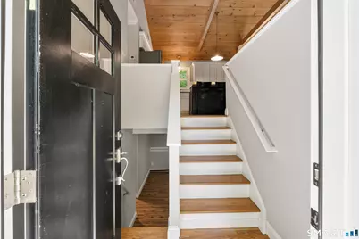 14 Deerfield Drive, Newtown, CT 06482 - Photo 3