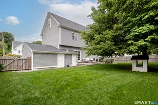18 Charles St, Darien, CT 06820 - Photo 5