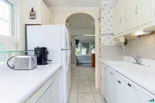 208 Boston St, Guilford, CT 06437 - Photo 31