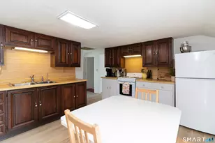 208 Boston St, Guilford, CT 06437 - Photo 9