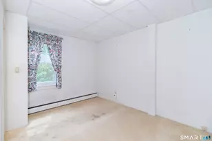 208 Boston St, Guilford, CT 06437 - Photo 15