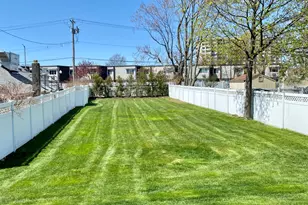 343 Beach St, West Haven, CT 06516 - Photo 29