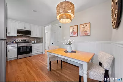970 Cloverdale Circle, Wethersfield, CT 06109 - Photo 7