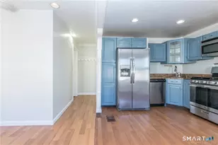 18 Lawrence St, Norwalk, CT 06854 - Photo 17