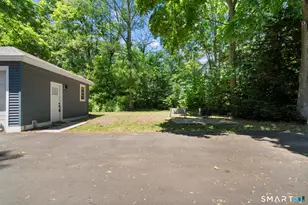 682 Whitney Ave, New Haven, CT 06511 - Photo 27