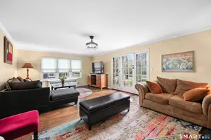 26 Fernbel Ln, West Hartford, CT 06107 - Photo 5