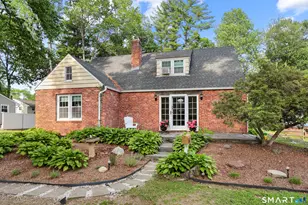 26 Fernbel Ln, West Hartford, CT 06107 - Photo 1
