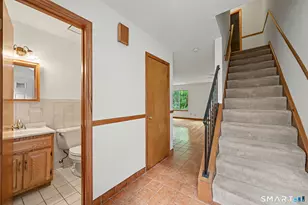 83 Columbus Pl, Stamford, CT 06907 - Photo 5