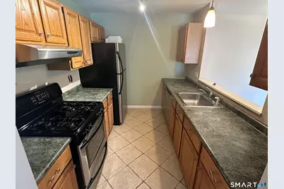 151 Foxbridge Village Road #151, Branford, CT 06405 - Photo 7