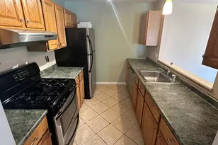151 Foxbridge Village Rd, Branford, CT 06405 - Photo 7