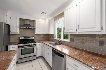 25 Vincent Circle, South Windsor, CT 06074 - Photo 7