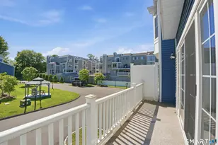 301 Harbour Close, New Haven, CT 06519 - Photo 29