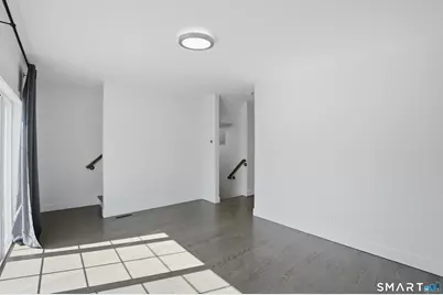 301 Harbour Close #102, New Haven, CT 06519 - Photo 5