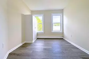 28 Sexton St, New Britain, CT 06051 - Photo 5