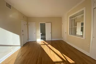 268 College St, New Haven, CT 06510 - Photo 3