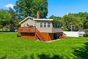 7 Cherry Ln, Bozrah, CT 06334 - Photo 3