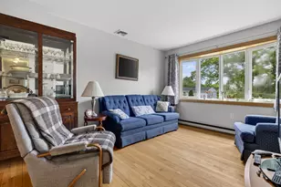 73 Warren Ave, Groton, CT 06355 - Photo 7
