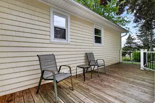 73 Warren Ave, Groton, CT 06355 - Photo 13