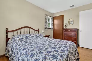 73 Warren Ave, Groton, CT 06355 - Photo 15