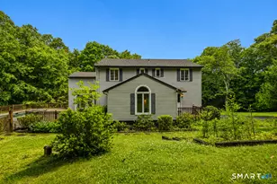 49 Guilds Hollow Rd, Bethlehem, CT 06751 - Photo 5