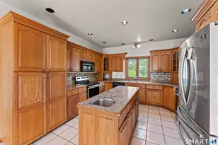 77 Graham Ridge Rd, Naugatuck, CT 06770 - Photo 13