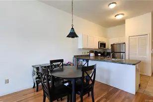 38 Hope St, East Lyme, CT 06357 - Photo 5