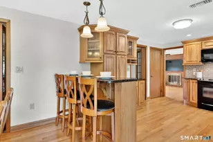 20 Cornfield Rd, Windsor, CT 06095 - Photo 9
